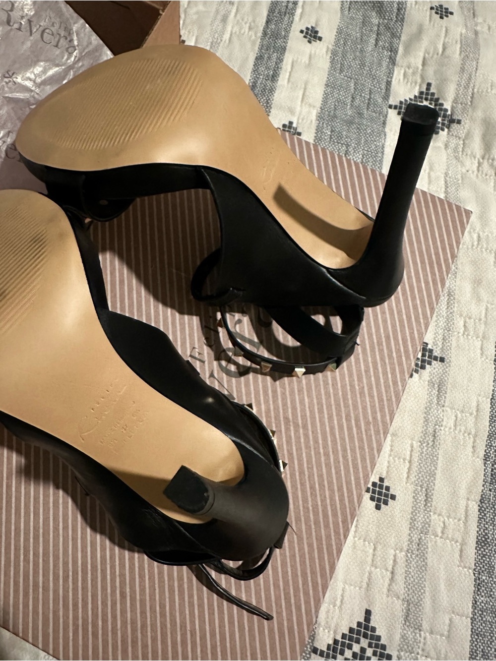 Felipe Riviera - Black Gold Studded Platform High Heels - Picture 4 of 8